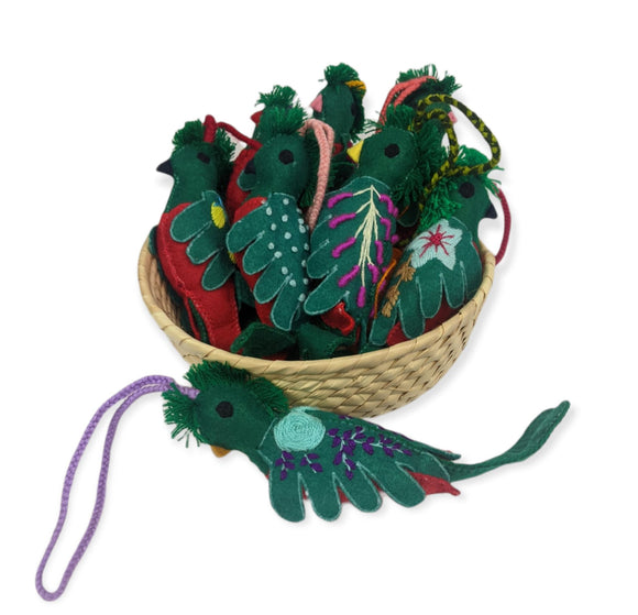Calaveras Pompones (Handmade Mexican PomPoms) Pura Cultura Quetzal 